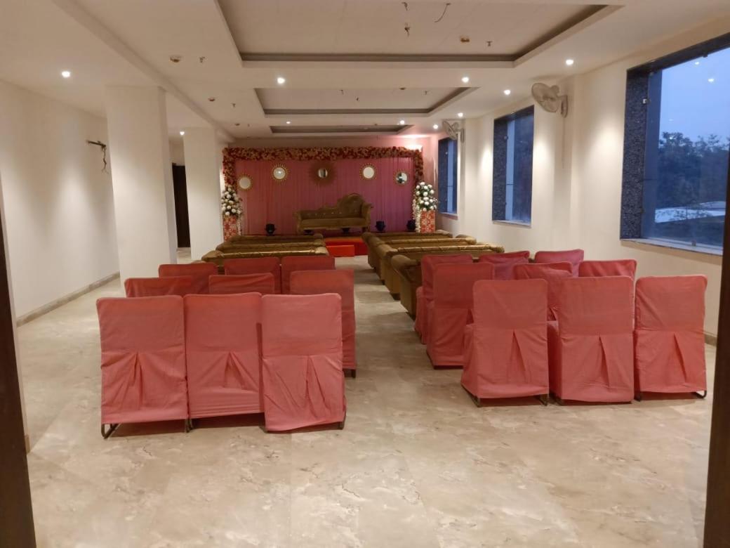 Sourav Park Inn Agra  Εξωτερικό φωτογραφία